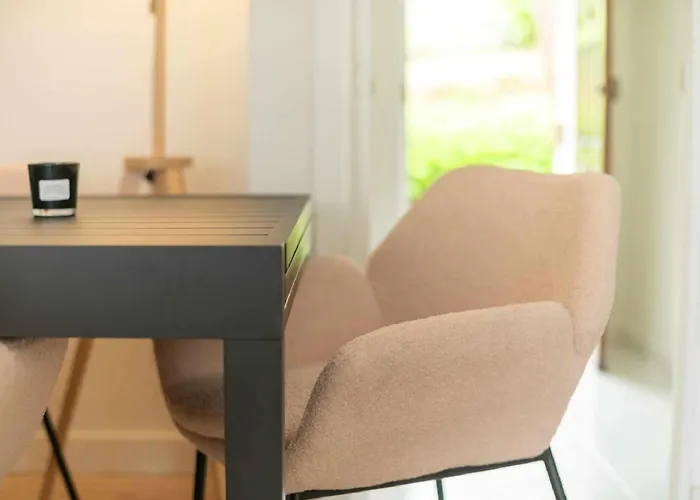 Toro Playa A 100 M De La Playa *