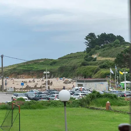 Hébergement de vacances Toro Playa A 100 M De La Playa Llanes